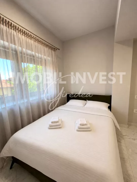Apartament cu 2 camere in inima Cetății, etaj 2,complet mobilat-utilat — fotografia 3