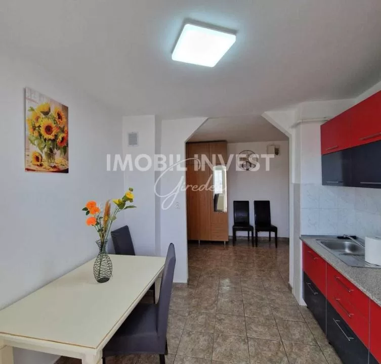 Apartament 2 Camere, Complet Funcțional, Bloc Izolat — fotografia 1