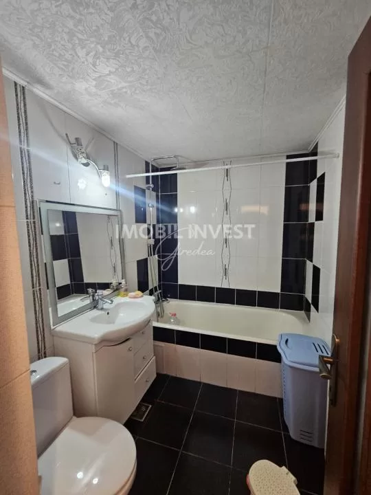 Apartament cu 4 camere și 2 băi, 81 mp utili | Tolstoi — fotografia 3