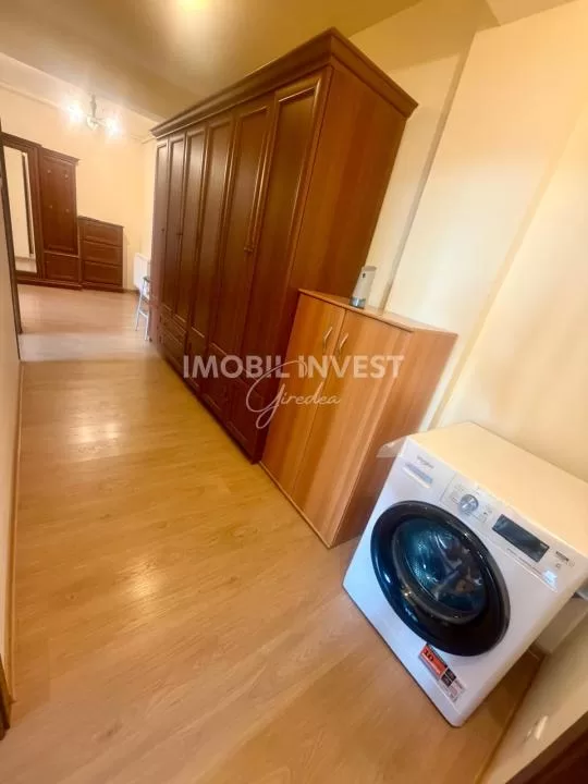 Apartament cu 3 camere, complet mobilat,loc de parcare și boxă — fotografia 2