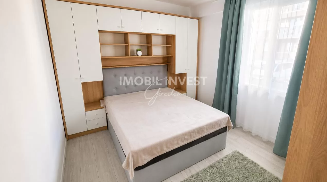 Apartament 2 camere, bloc nou, complet mobilat-utilat, parcare — fotografia 3