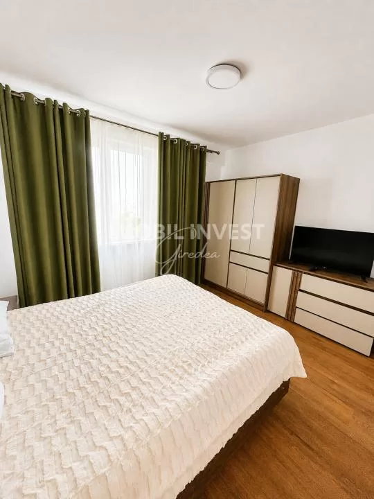 Apartament Premium cu 3 camere | Bloc Nou | 70 mp + Balcon 15 mp — fotografia 2