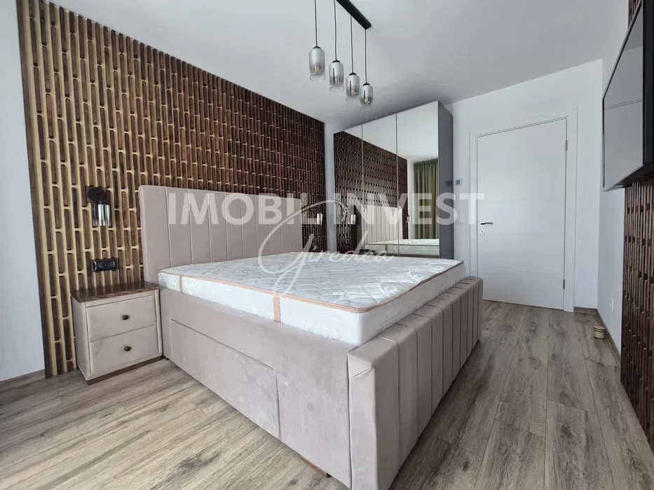 Apartament premium cu 2 camere, complet mobilat si utilat, Cetate — fotografia 2