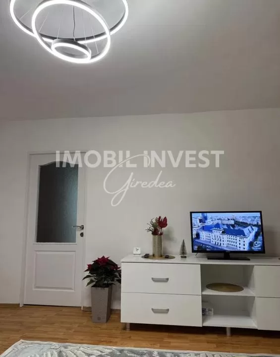 Apartament 2 camere de închiriat – Cetate – 52 mp – renovat- /lună — fotografia 3