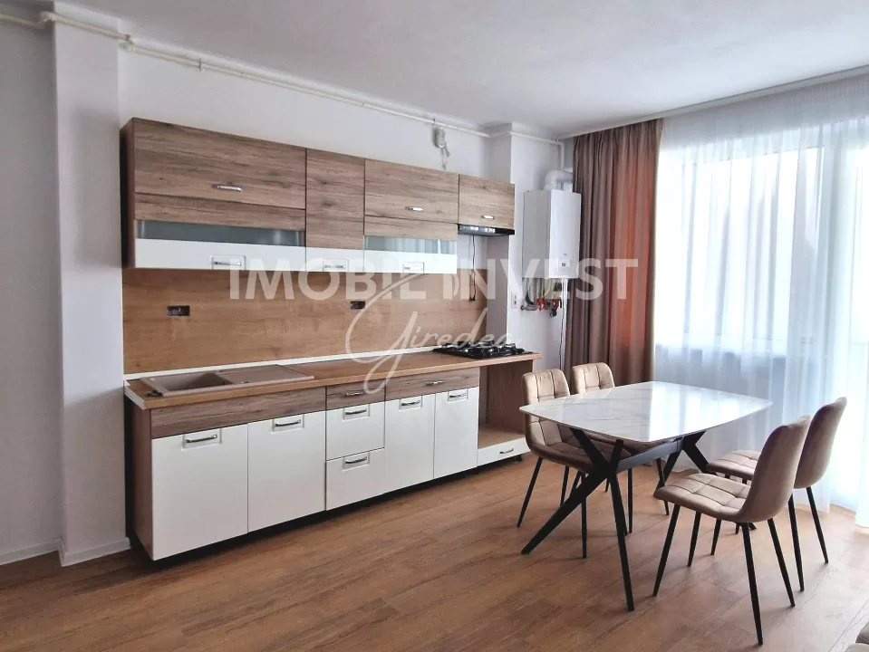 Apartament 2 camere plus balcon de 8,60 mp, bloc nou, parcare, 400 E — fotografia 3
